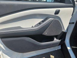 Ford Mustang Mach-E Premium RWD 2025