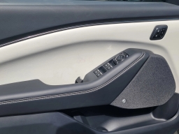 Ford Mustang Mach-E Premium RWD 2025