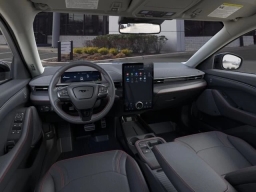 Ford Mustang Mach-E Premium AWD 2025