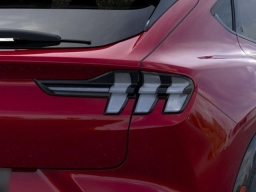 Ford Mustang Mach-E Premium AWD 2025