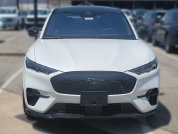 Ford Mustang Mach-E GT AWD 2025