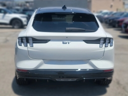 Ford Mustang Mach-E GT AWD 2025