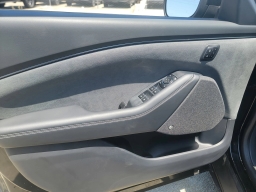 Ford Mustang Mach-E GT AWD 2025