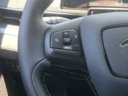 Ford Mustang Mach-E GT AWD 2025