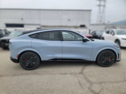 Ford Mustang Mach-E GT AWD 2025