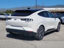 Ford Mustang Mach-E GT AWD 2026