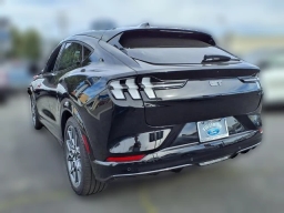 Ford Mustang Mach-E GT AWD 2026