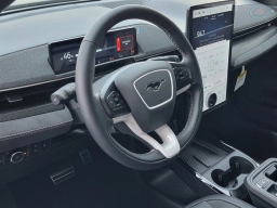 Ford Mustang Mach-E GT AWD 2025