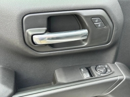 Chevrolet Silverado 1500 Work Truck 2WD Reg Cab 140" 2026