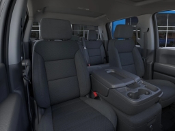 Chevrolet Silverado 1500 Custom Trail Boss 4WD Crew Cab 147" 2026