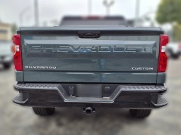 Chevrolet Silverado 1500 Custom Trail Boss 4WD Crew Cab 157" 2026