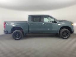 Chevrolet Silverado 1500 Custom Trail Boss 4WD Crew Cab 147" 2026