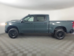 Chevrolet Silverado 1500 Custom Trail Boss 4WD Crew Cab 147" 2026