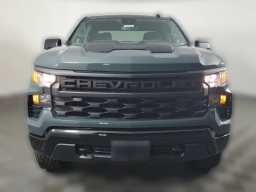 Chevrolet Silverado 1500 Custom Trail Boss 4WD Crew Cab 147" 2026