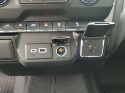 Chevrolet Silverado 1500 Custom Trail Boss 4WD Crew Cab 147" 2026