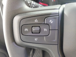 Chevrolet Silverado 1500 Custom Trail Boss 4WD Crew Cab 147" 2026