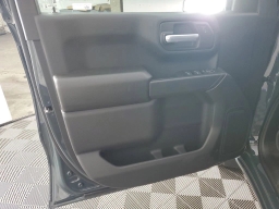 Chevrolet Silverado 1500 Custom Trail Boss 4WD Crew Cab 147" 2026