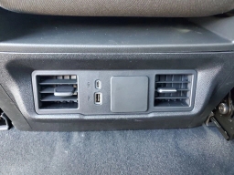 Chevrolet Silverado 1500 Custom Trail Boss 4WD Crew Cab 157" 2026