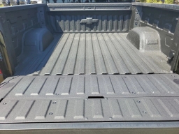 Chevrolet Silverado 1500 Custom Trail Boss 4WD Crew Cab 157" 2026