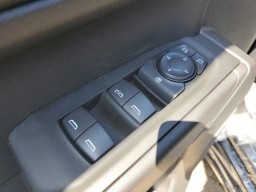 Chevrolet Silverado 1500 Custom Trail Boss 4WD Crew Cab 157" 2026