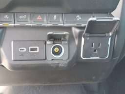 Chevrolet Silverado 1500 Custom Trail Boss 4WD Crew Cab 157" 2026