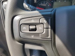 Chevrolet Silverado 1500 Custom Trail Boss 4WD Crew Cab 157" 2026