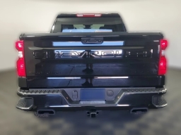 Chevrolet Silverado 1500 Custom Trail Boss 4WD Crew Cab 157" 2026