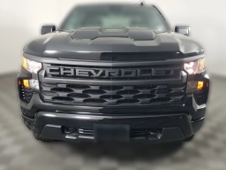 Chevrolet Silverado 1500 Custom Trail Boss 4WD Crew Cab 157" 2026