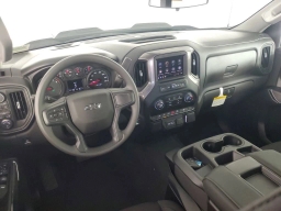 Chevrolet Silverado 1500 Custom Trail Boss 4WD Crew Cab 157" 2026