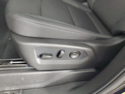 Chevrolet Silverado 1500 Custom Trail Boss 4WD Crew Cab 157" 2026