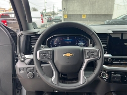 Chevrolet Silverado 1500 LT 4WD Crew Cab 157" 2026