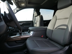 Chevrolet Silverado 1500 RST 4WD Crew Cab 157" 2026