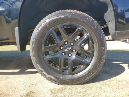 Chevrolet Silverado 1500 LT Trail Boss 4WD Crew Cab 157" 2026