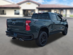 Chevrolet Silverado 1500 LT Trail Boss 4WD Crew Cab 157" 2026