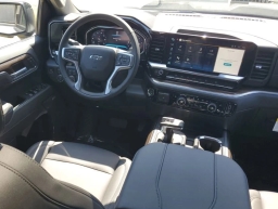 Chevrolet Silverado 1500 LT Trail Boss 4WD Crew Cab 157" 2026