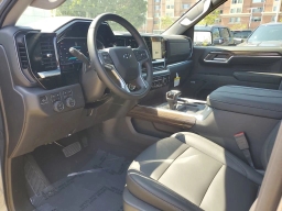 Chevrolet Silverado 1500 LT Trail Boss 4WD Crew Cab 157" 2026