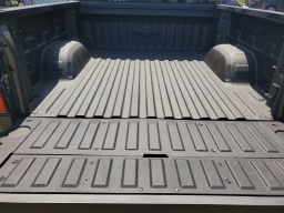 Chevrolet Silverado 1500 LT Trail Boss 4WD Crew Cab 157" 2026