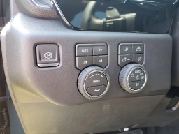 Chevrolet Silverado 1500 LT Trail Boss 4WD Crew Cab 157" 2026