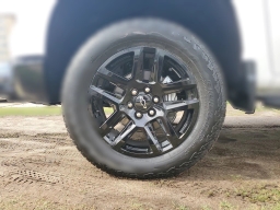 Chevrolet Silverado 1500 LT Trail Boss 4WD Crew Cab 157" 2026