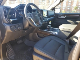 Chevrolet Silverado 1500 LT Trail Boss 4WD Crew Cab 157" 2026