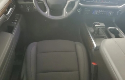 Chevrolet Silverado 1500 LT Trail Boss 4WD Crew Cab 157" 2026