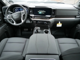 Chevrolet Silverado 1500 LT Trail Boss 4WD Crew Cab 157" 2026