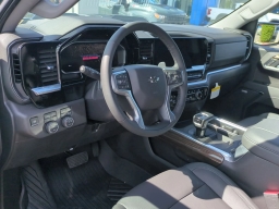 Chevrolet Silverado 1500 LT Trail Boss 4WD Crew Cab 157" 2026