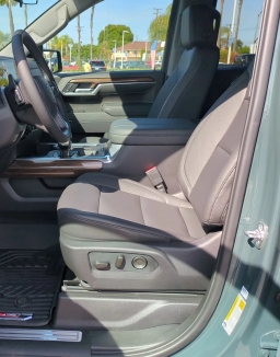 Chevrolet Silverado 1500 LT Trail Boss 4WD Crew Cab 157" 2026