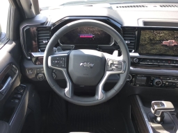 Chevrolet Silverado 1500 LT Trail Boss 4WD Crew Cab 157" 2026