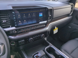 Chevrolet Silverado 1500 LT Trail Boss 4WD Crew Cab 157" 2026