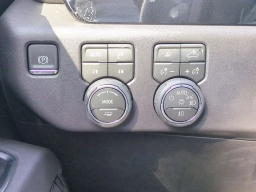 Chevrolet Silverado 1500 LT Trail Boss 4WD Crew Cab 157" 2026