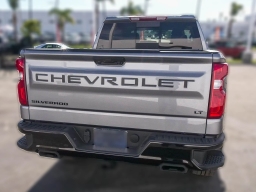 Chevrolet Silverado 1500 LT Trail Boss 4WD Crew Cab 147" 2026