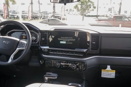 Chevrolet Silverado 1500 LT Trail Boss 4WD Crew Cab 147" 2026