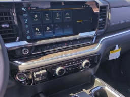 Chevrolet Silverado 1500 LT Trail Boss 4WD Crew Cab 157" 2026